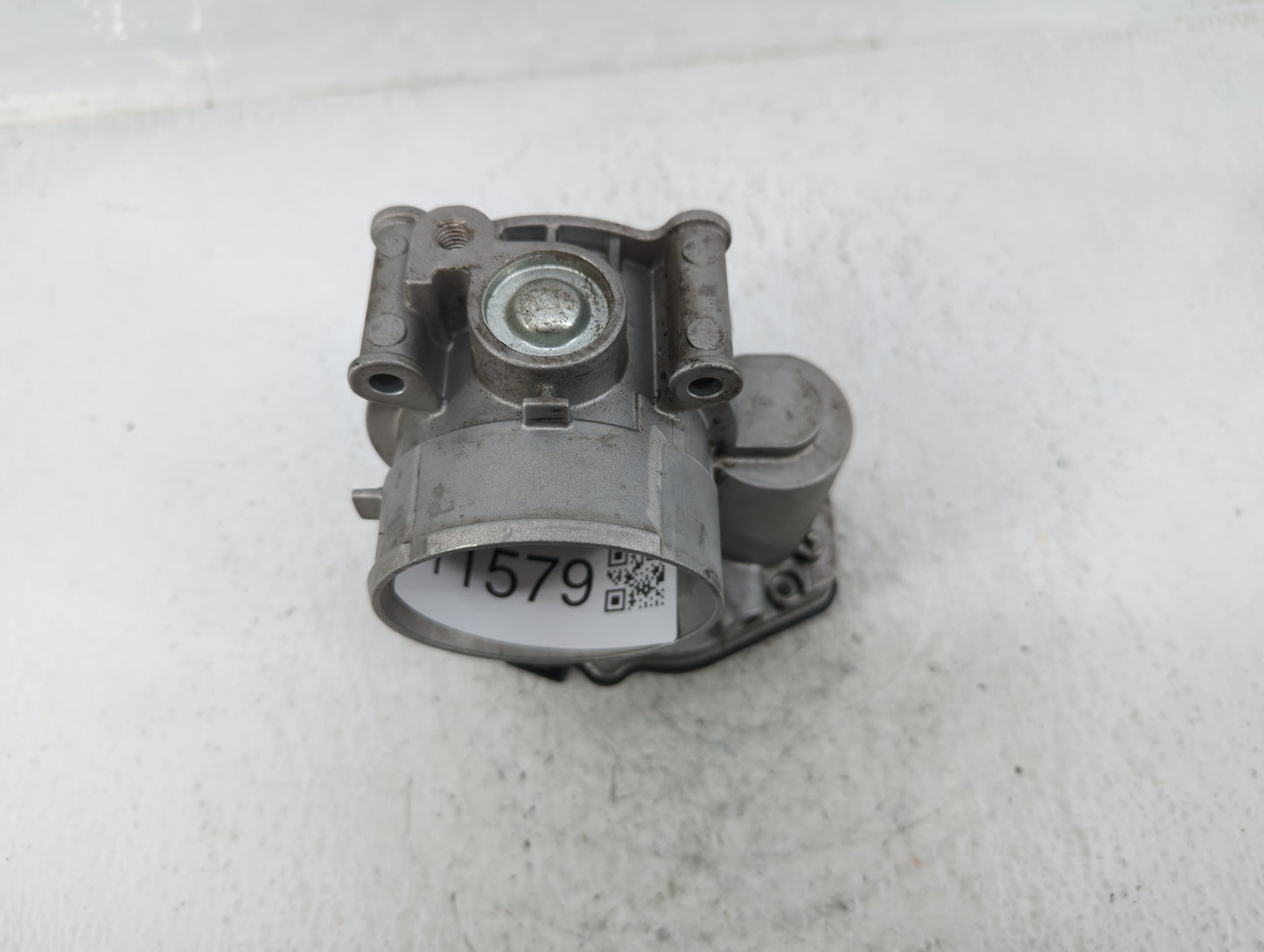 2011-2019 Ford Explorer Throttle Body P/N:AT4E-9F991-EJ Fits Fits 2011 2012 2013 2014 2015 2016 2017 2018 2019 OEM Used Auto