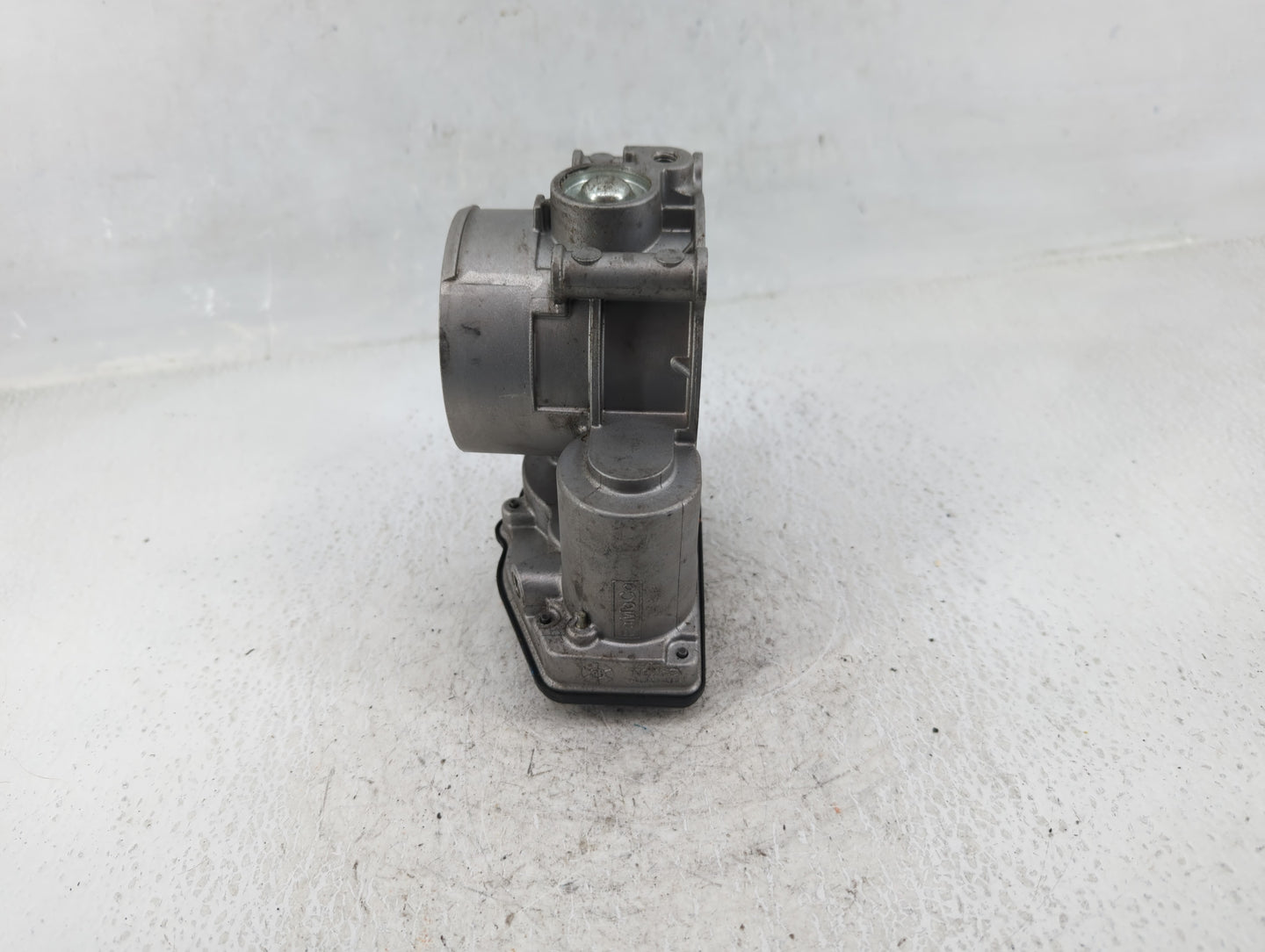 2011-2019 Ford Explorer Throttle Body P/N:AT4E-9F991-EJ Fits Fits 2011 2012 2013 2014 2015 2016 2017 2018 2019 OEM Used Auto