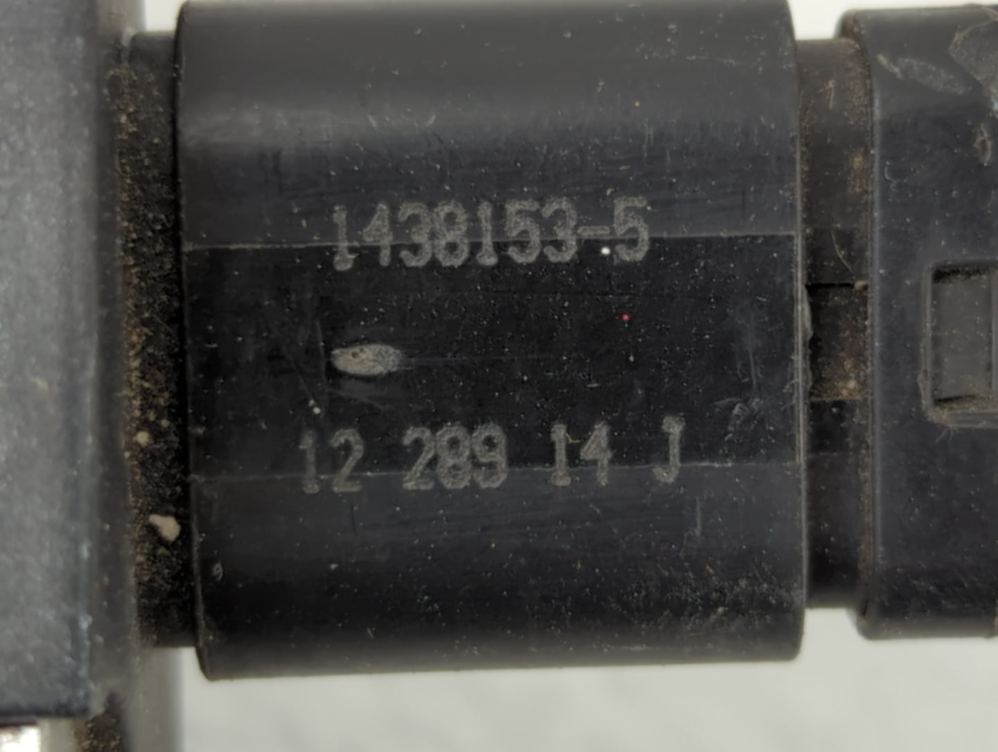 2013-2015 Ford Explorer Mass Air Flow Meter Maf - Oemusedautoparts1.com