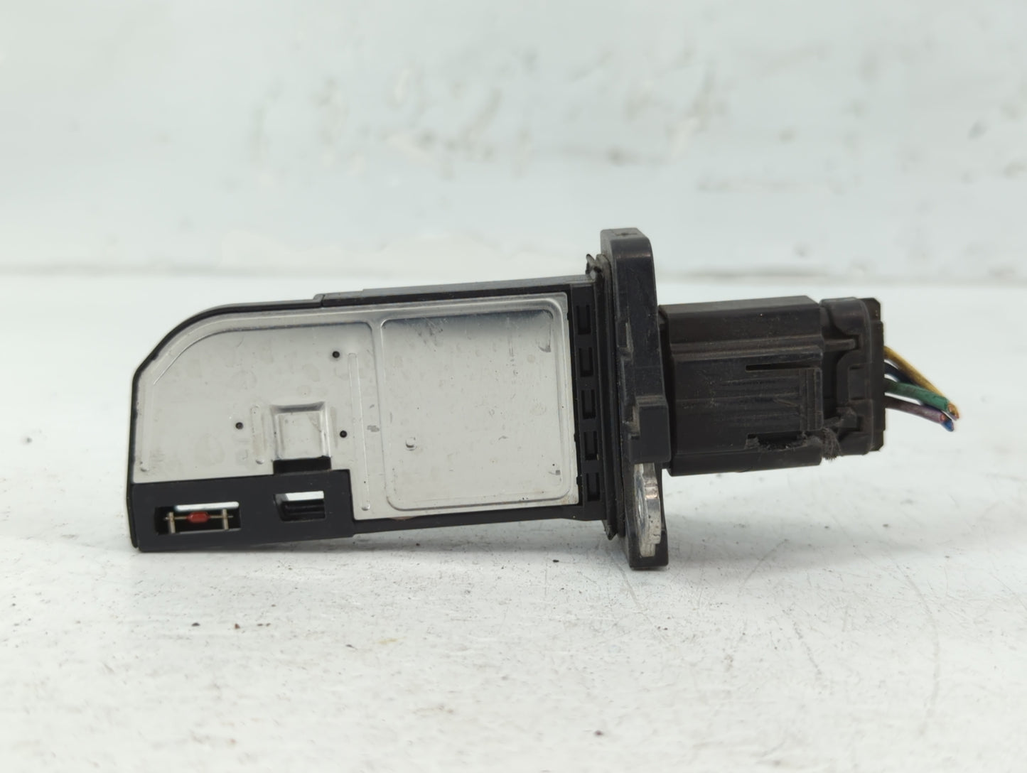 2013-2015 Ford Explorer Mass Air Flow Meter Maf - Oemusedautoparts1.com