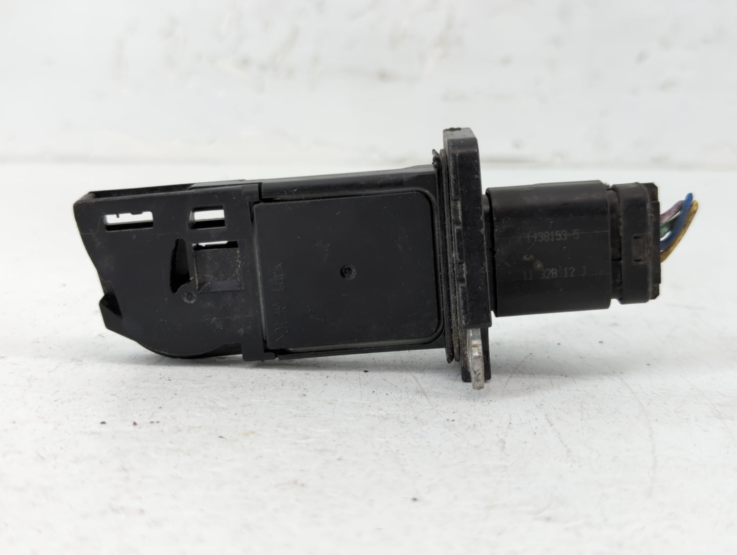 2013-2015 Ford Explorer Mass Air Flow Meter Maf - Oemusedautoparts1.com