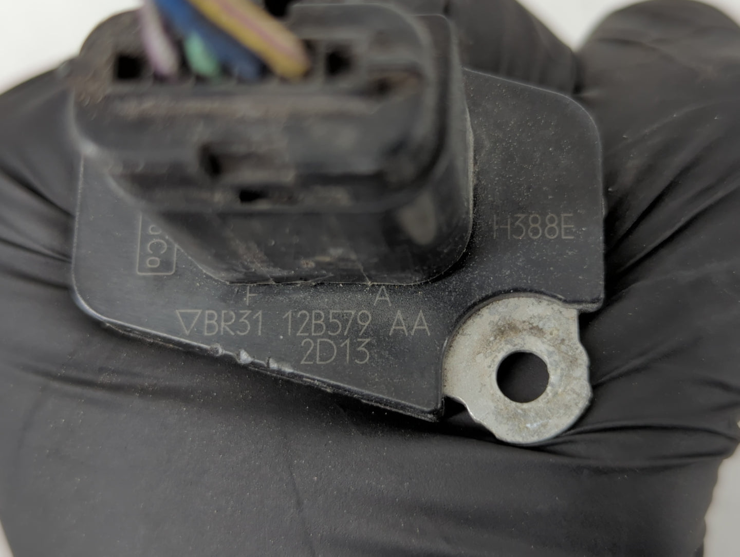 2013-2015 Ford Explorer Mass Air Flow Meter Maf - Oemusedautoparts1.com