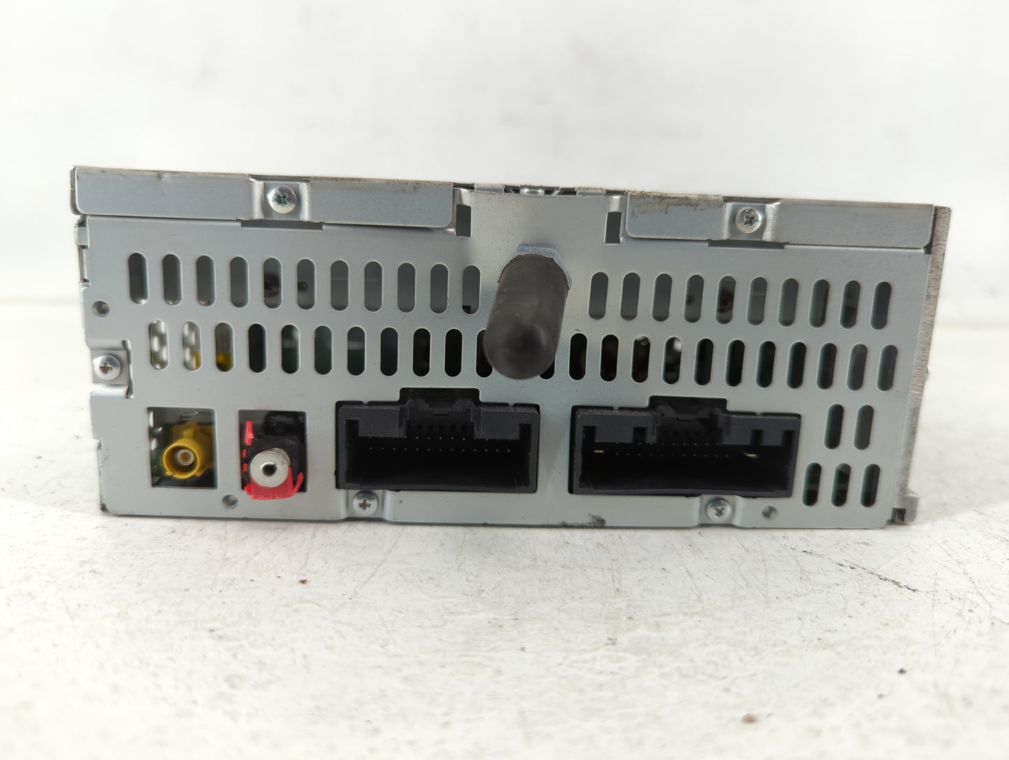 2013 Ford Explorer Radio AM FM Cd Player Receiver Replacement P/N:DB5T-19C107-DD Fits OEM Used Auto Parts - Oemusedautoparts