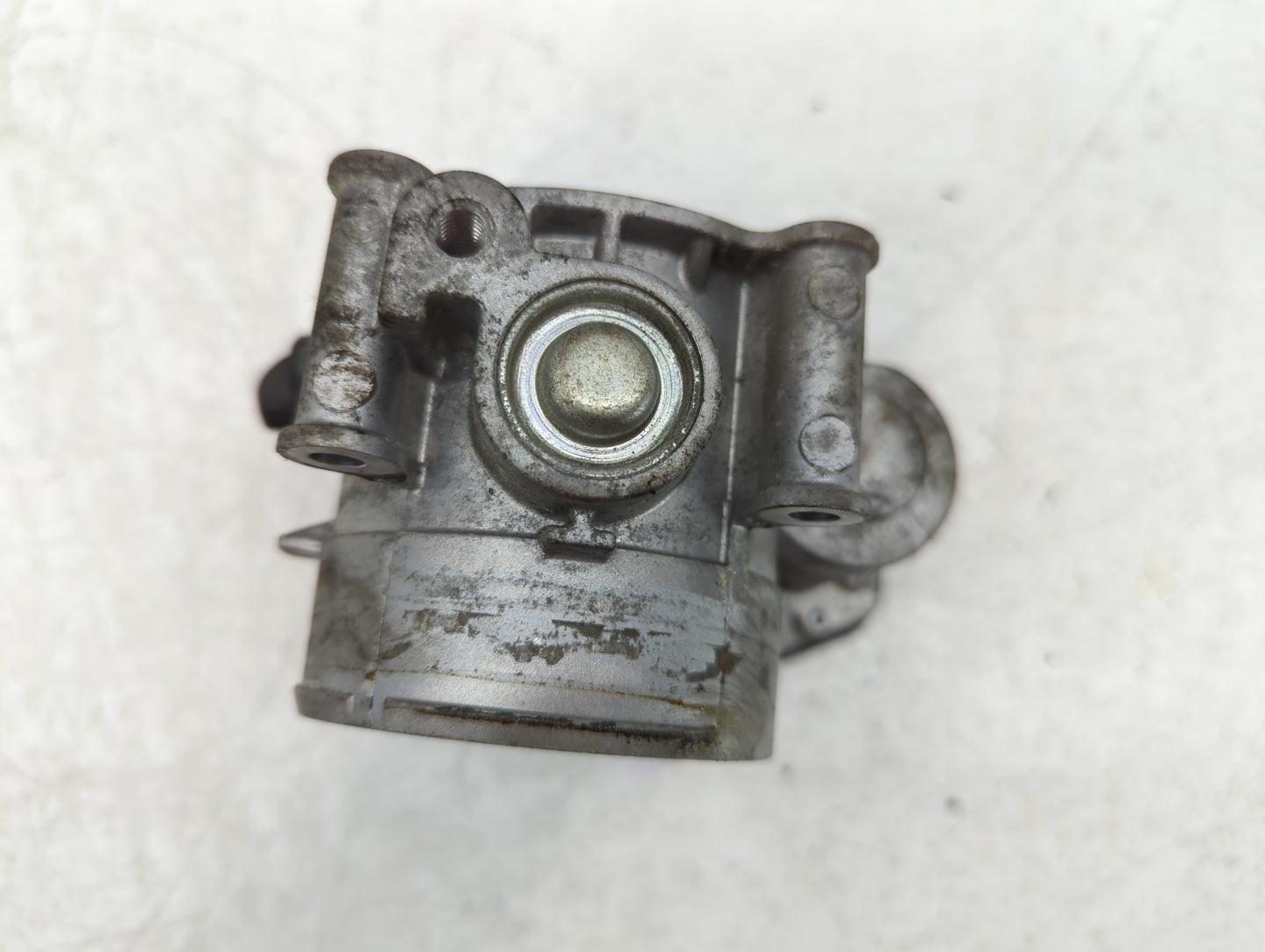 2011-2019 Ford Explorer Throttle Body P/N:AT4E-ED 12046008645 Fits Fits 2011 2012 2013 2014 2015 2016 2017 2018 2019 OEM Use