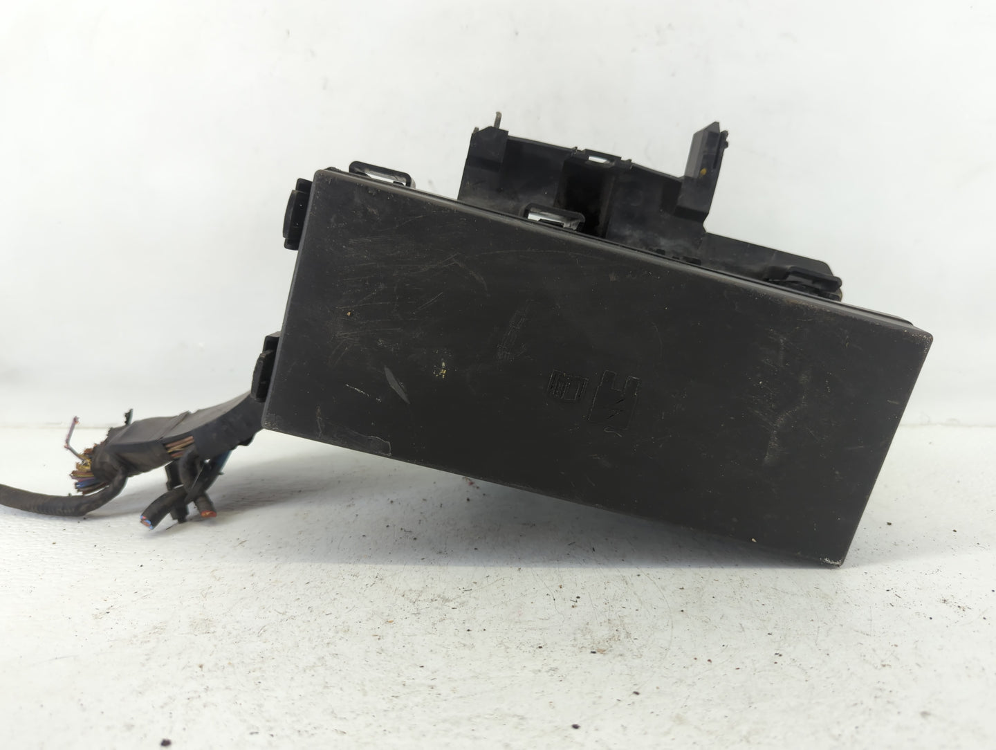 2013 Ford Explorer Fusebox Fuse Box Panel Relay Module P/N:BT4T-14A003-AA Fits OEM Used Auto Parts - Oemusedautoparts1.com