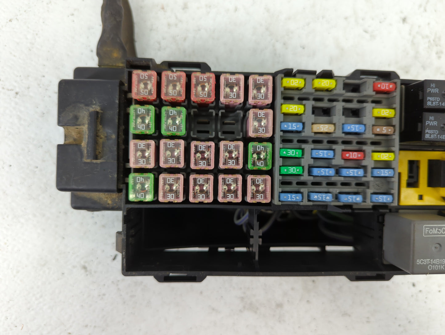 2013 Ford Explorer Fusebox Fuse Box Panel Relay Module P/N:9L9T 14398 BHB 0744360 Fits OEM Used Auto Parts - Oemusedautopart