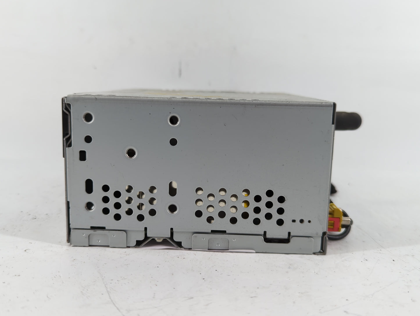 2013 Ford Explorer Radio AM FM Cd Player Receiver Replacement P/N:DB5T-19C107-FC Fits OEM Used Auto Parts - Oemusedautoparts