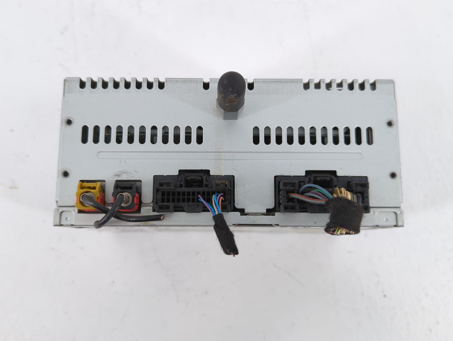 2013 Ford Explorer Radio AM FM Cd Player Receiver Replacement P/N:DB5T-19C107-FC Fits OEM Used Auto Parts - Oemusedautoparts