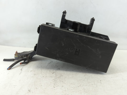 2013 Ford Explorer Fusebox Fuse Box Panel Relay Module P/N:BT4T-14A003-AA Fits OEM Used Auto Parts - Oemusedautoparts1.com