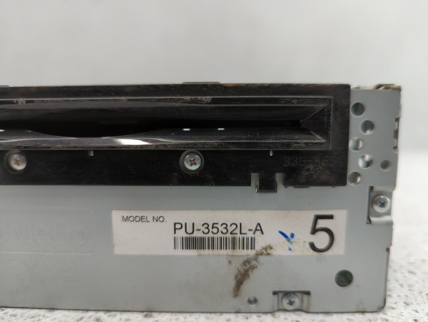 2013 Ford Explorer Radio AM FM Cd Player Receiver Replacement P/N:DB5T-19C107-BC Fits OEM Used Auto Parts - Oemusedautoparts