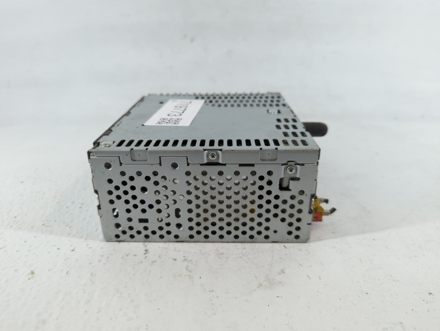 2013-2013 Ford Explorer Am Fm Cd Player Radio Receiver - Oemusedautoparts1.com
