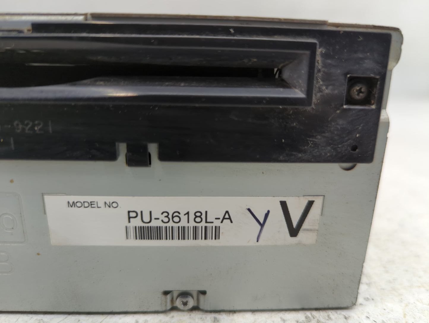 2013-2013 Ford Explorer Am Fm Cd Player Radio Receiver - Oemusedautoparts1.com