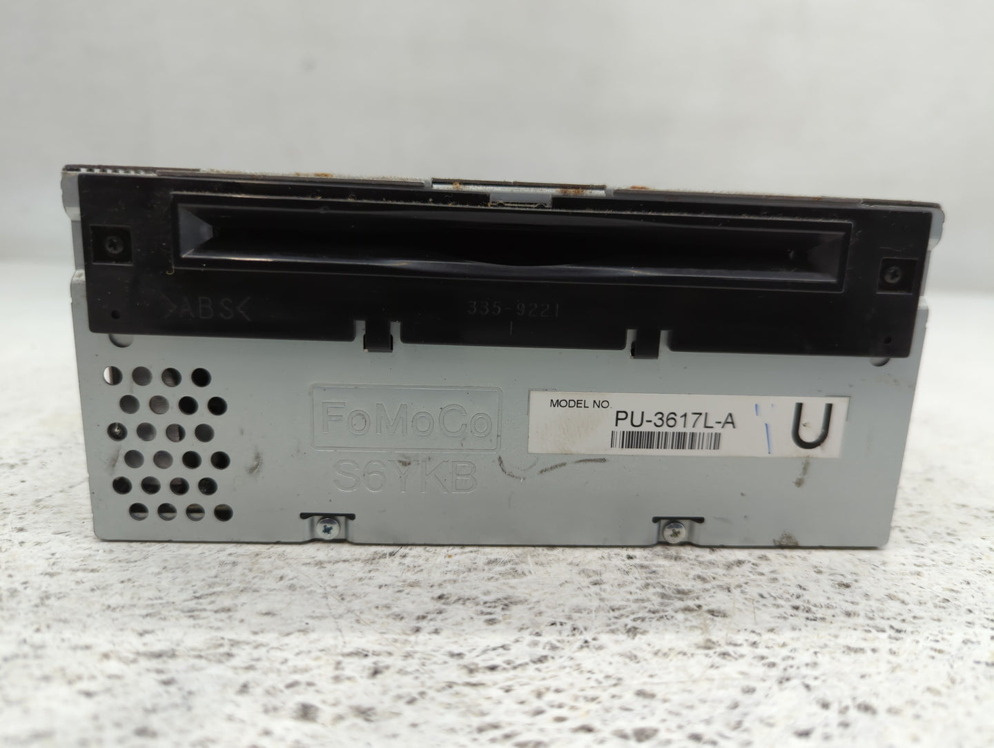 2013-2013 Ford Explorer Am Fm Cd Player Radio Receiver - Oemusedautoparts1.com