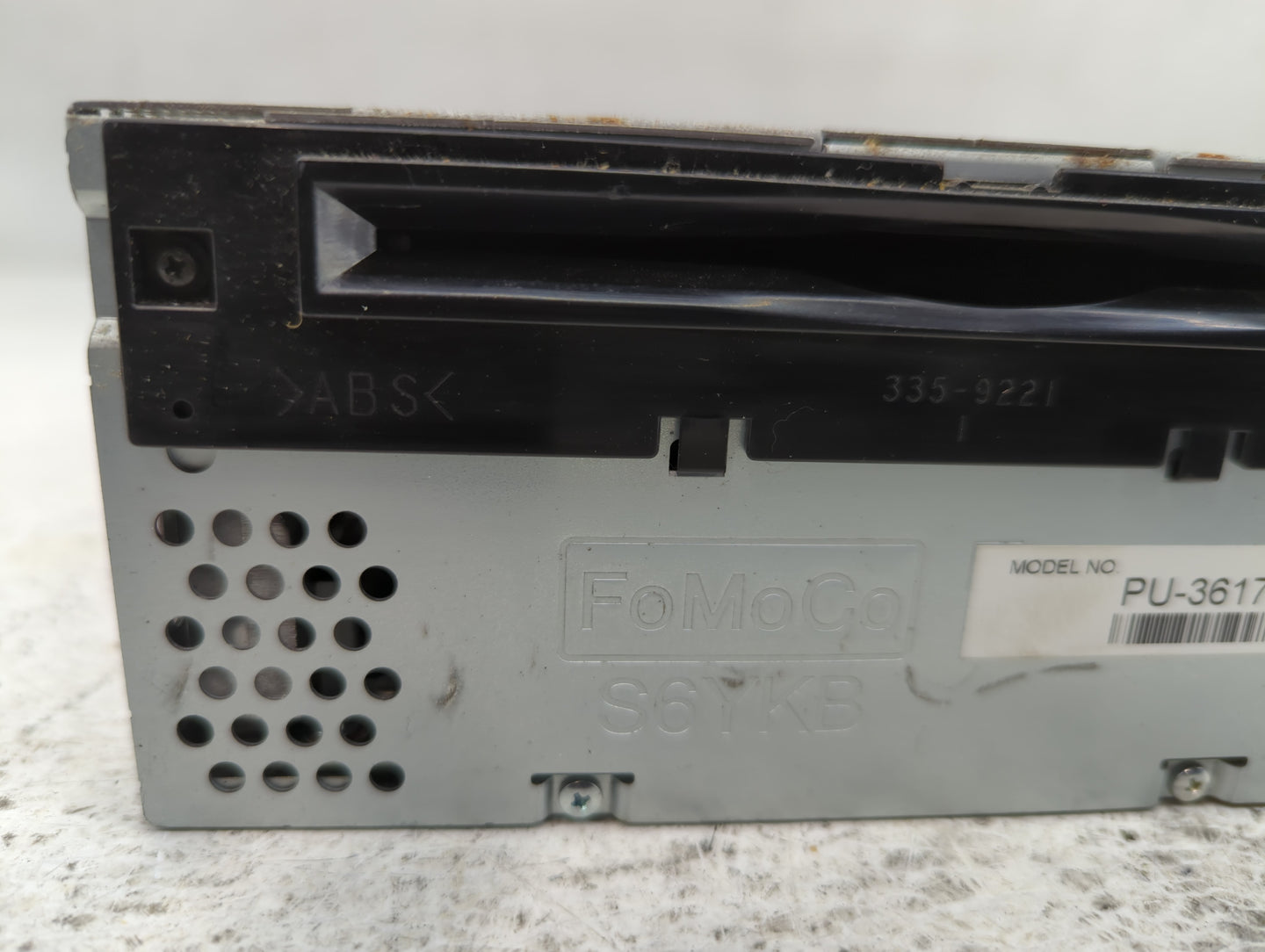 2013-2013 Ford Explorer Am Fm Cd Player Radio Receiver - Oemusedautoparts1.com