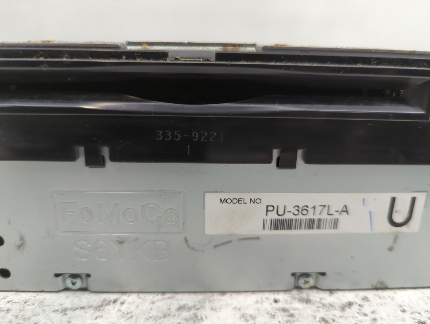 2013-2013 Ford Explorer Am Fm Cd Player Radio Receiver - Oemusedautoparts1.com