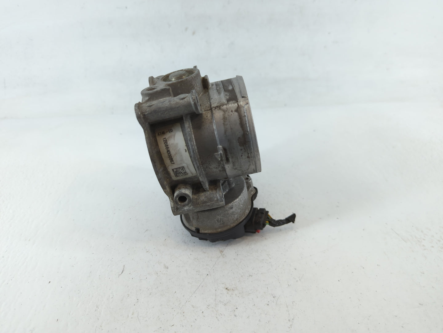 2011-2019 Ford Explorer Throttle Body P/N:AT4E-ED Fits Fits 2011 2012 2013 2014 2015 2016 2017 2018 2019 OEM Used Auto Parts