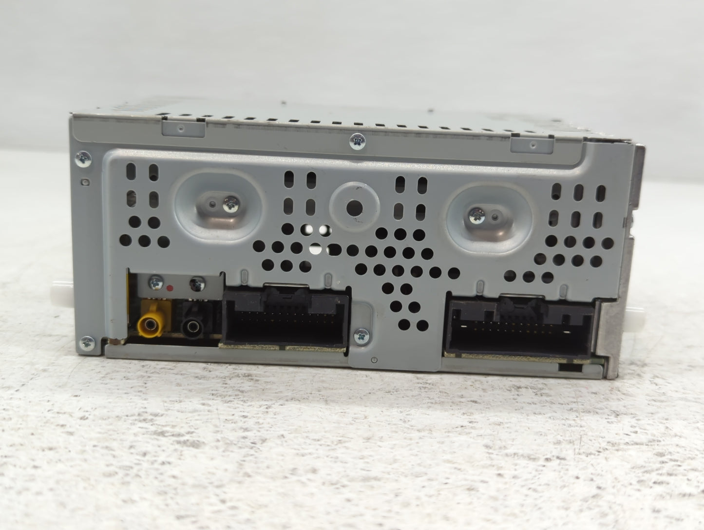 2013 Ford Explorer Radio AM FM Cd Player Receiver Replacement P/N:CQ-FJ22E0UMC Fits OEM Used Auto Parts - Oemusedautoparts1.