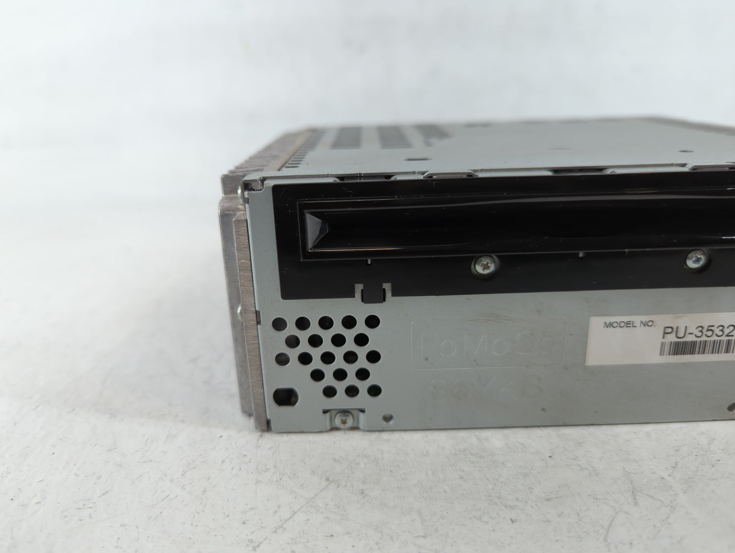 2013-2013 Ford Explorer Am Fm Cd Player Radio Receiver - Oemusedautoparts1.com