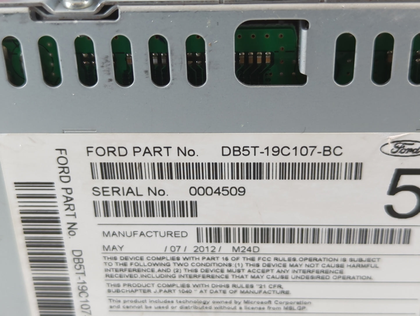 2013-2013 Ford Explorer Am Fm Cd Player Radio Receiver - Oemusedautoparts1.com