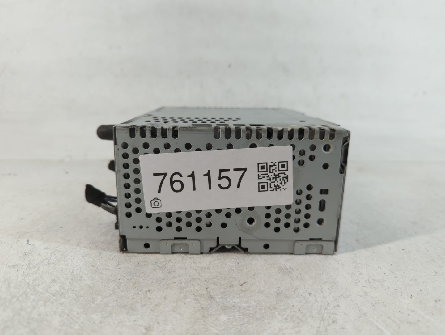 2013 Ford Explorer Radio AM FM Cd Player Receiver Replacement P/N:DB5T-19C107-GC PU-3618L-A Fits OEM Used Auto Parts - Oemus