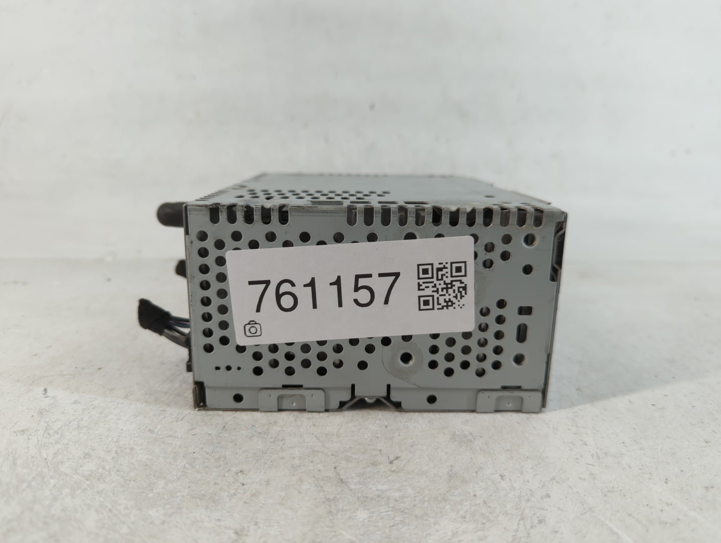 2013 Ford Explorer Radio AM FM Cd Player Receiver Replacement P/N:DB5T-19C107-GC PU-3618L-A Fits OEM Used Auto Parts - Oemus