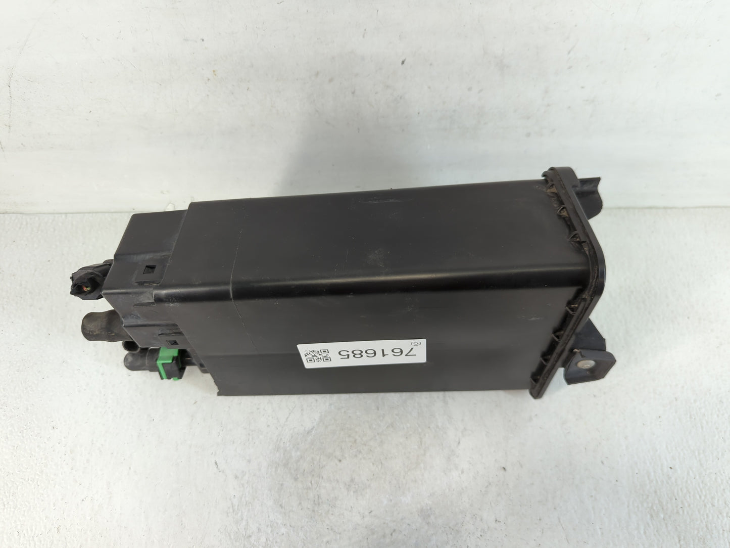 2013 Ford Explorer Fuel Vapor Charcoal Canister 761685 - Oemusedautoparts1.com