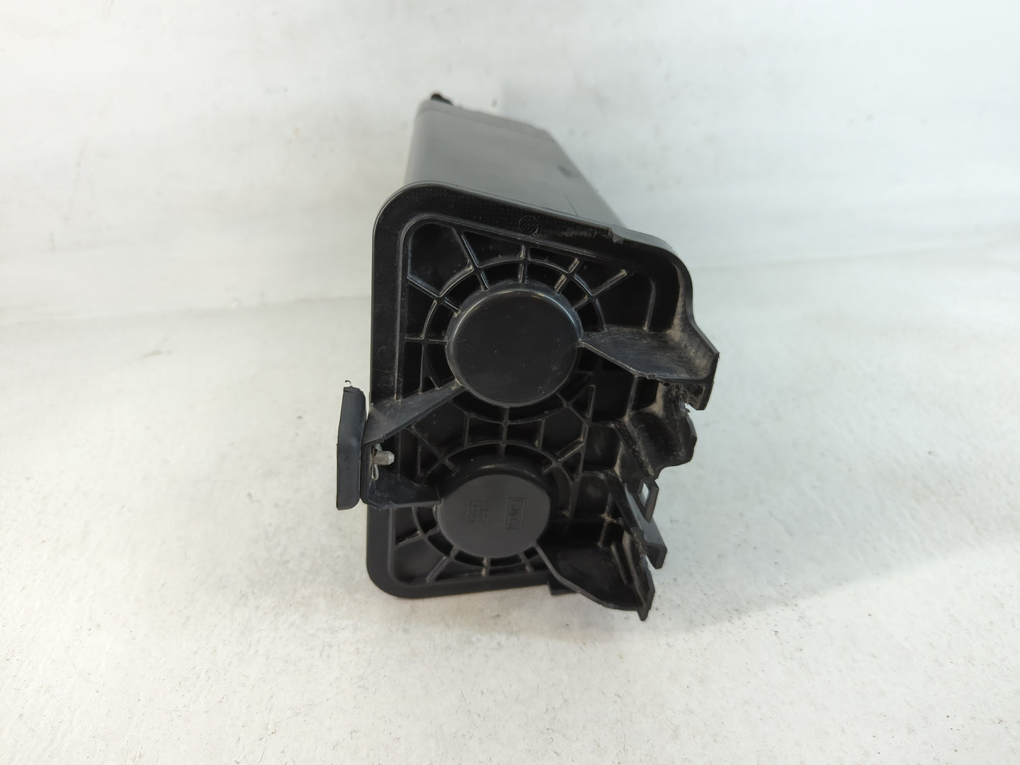 2013 Ford Explorer Fuel Vapor Charcoal Canister - Oemusedautoparts1.com