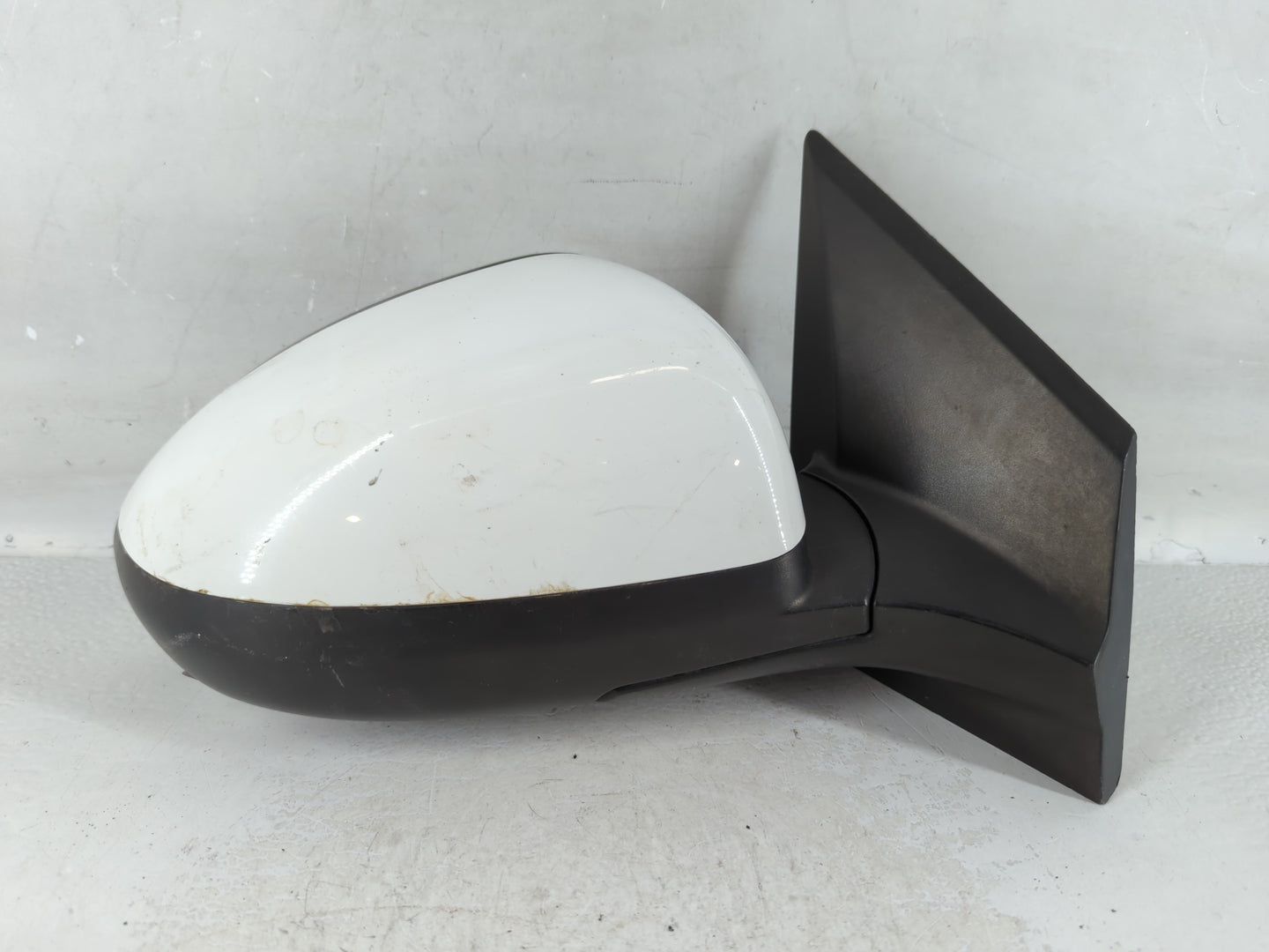 2011-2015 Ford Explorer Passenger Side View Mirror - Right Door Mirror OEM Used - Oemusedautoparts1.com