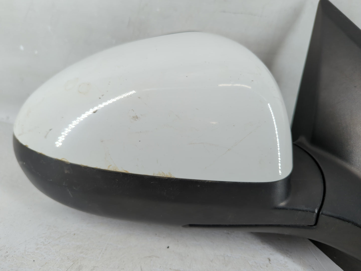 2011-2015 Ford Explorer Passenger Side View Mirror - Right Door Mirror OEM Used - Oemusedautoparts1.com