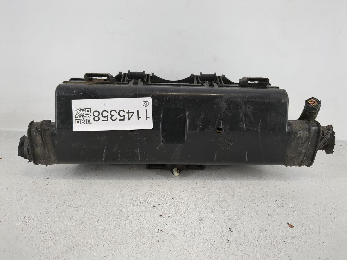 2011-2014 Ford F-150 Fusebox Fuse Box Panel Relay Module P/N:DL3T-12A581CBG DL3T-12A581BAG Fits Fits 2011 2012 2013 2014 OEM