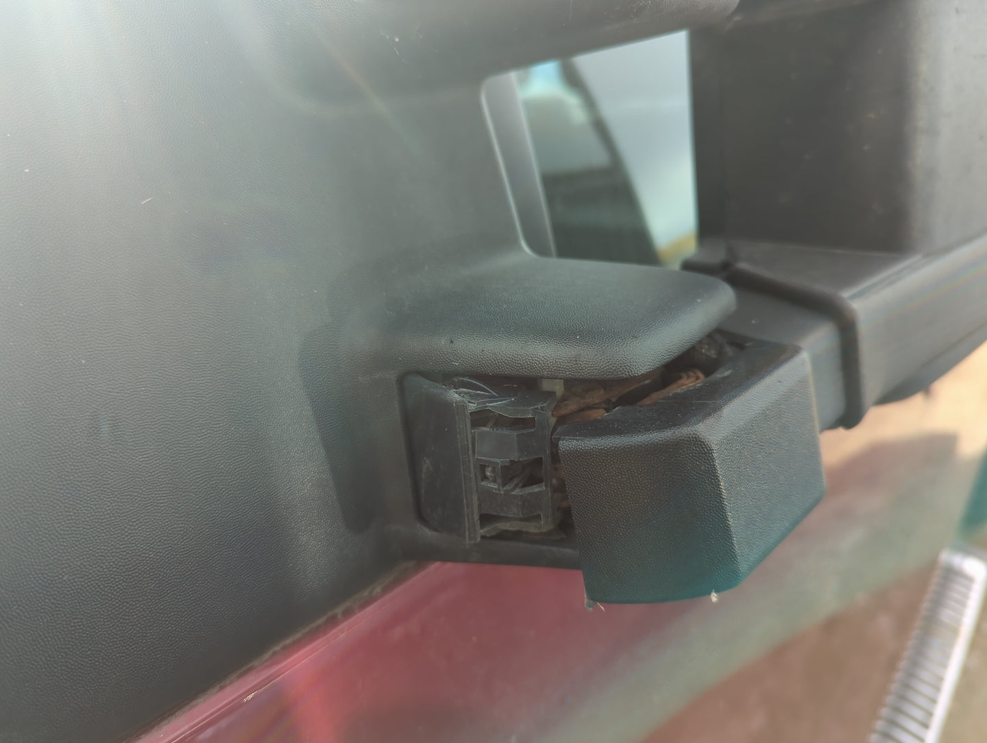 2013 Ford F-150 Driver Side View Mirror - Left Door Mirror OEM Used - Oemusedautoparts1.com
