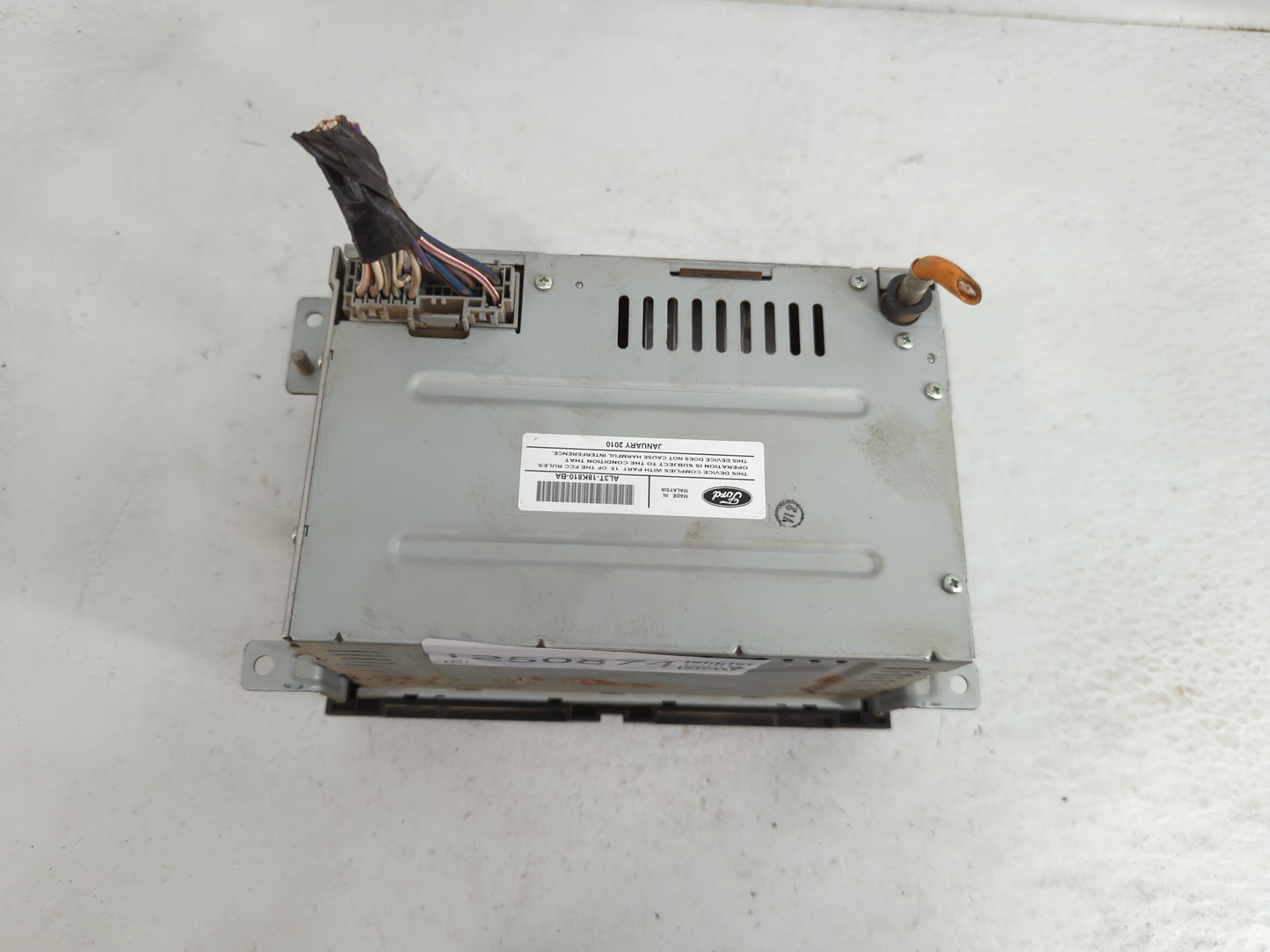2010-2013 Ford F-150 Radio AM FM Cd Player Receiver Replacement P/N:AL3T-18K810-BA Fits Fits 2010 2011 2012 2013 OEM Used Au