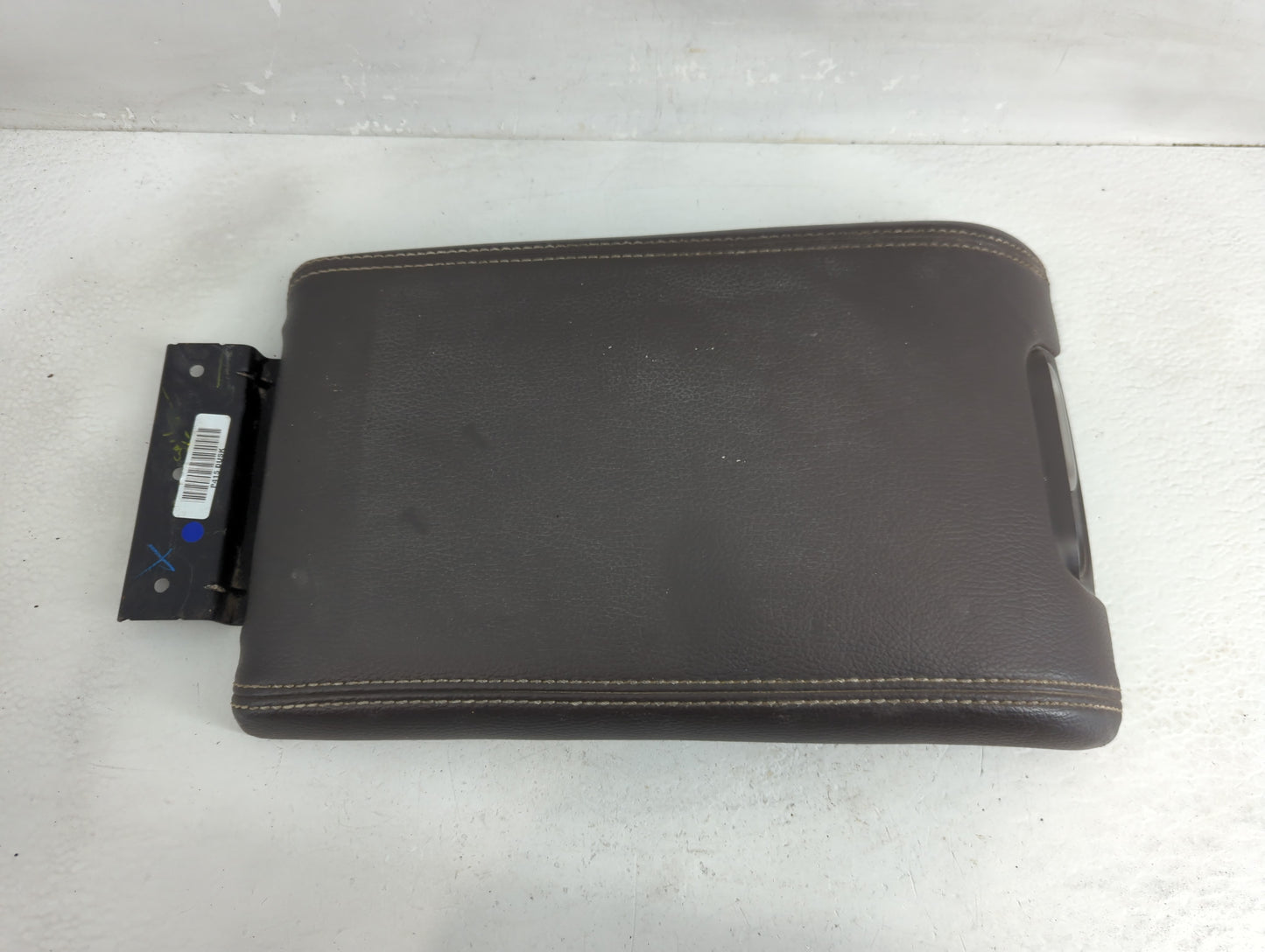 2013 Ford F-150 Center Console Armrest Cover Lid Fits OEM Used Auto Parts - Oemusedautoparts1.com