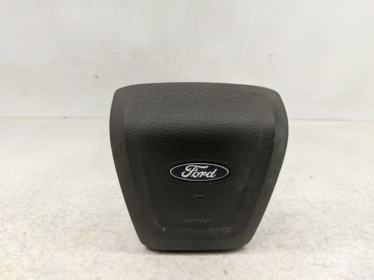 2009-2014 Ford F-150 Air Bag Driver Left Steering Wheel Mounted Fits Fits 2009 2010 2011 2012 2013 2014 OEM Used Auto Parts 