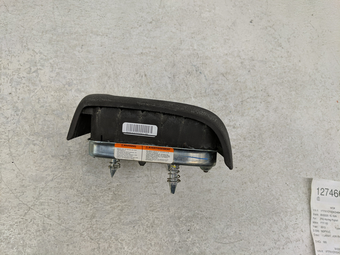 2009-2014 Ford F-150 Air Bag Driver Left Steering Wheel Mounted Fits Fits 2009 2010 2011 2012 2013 2014 OEM Used Auto Parts 