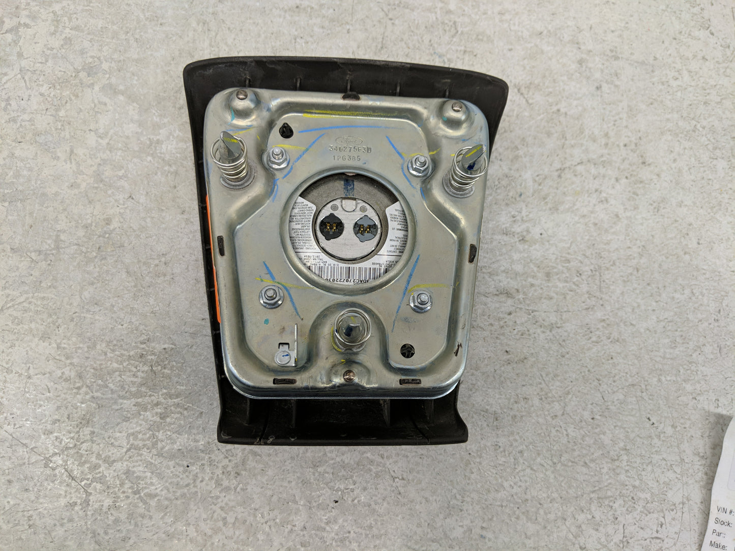 2009-2014 Ford F-150 Air Bag Driver Left Steering Wheel Mounted Fits Fits 2009 2010 2011 2012 2013 2014 OEM Used Auto Parts 