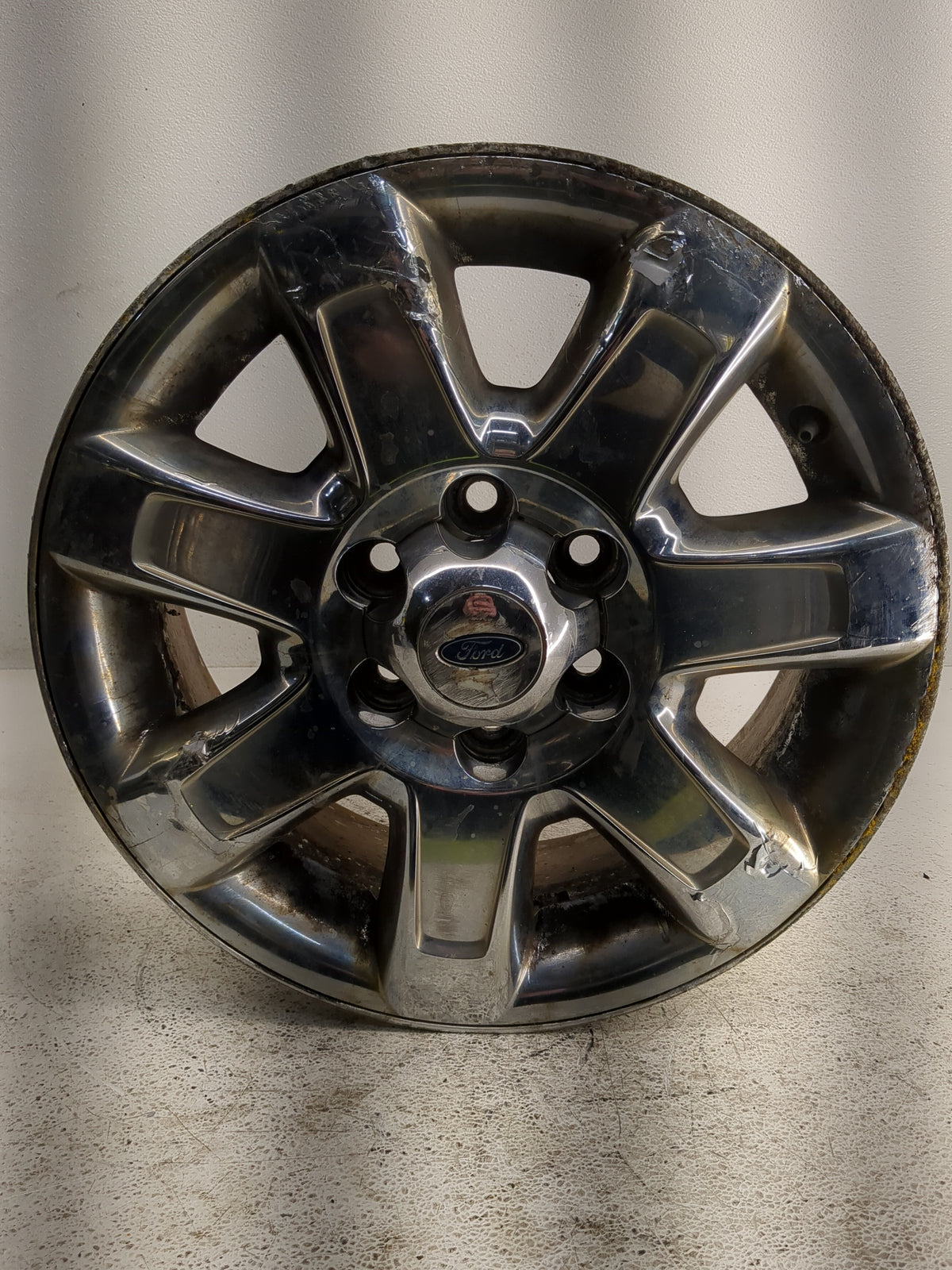 2013-2014 Ford F-150 Oem Wheel Rim 1275586 - Oemusedautoparts1.com