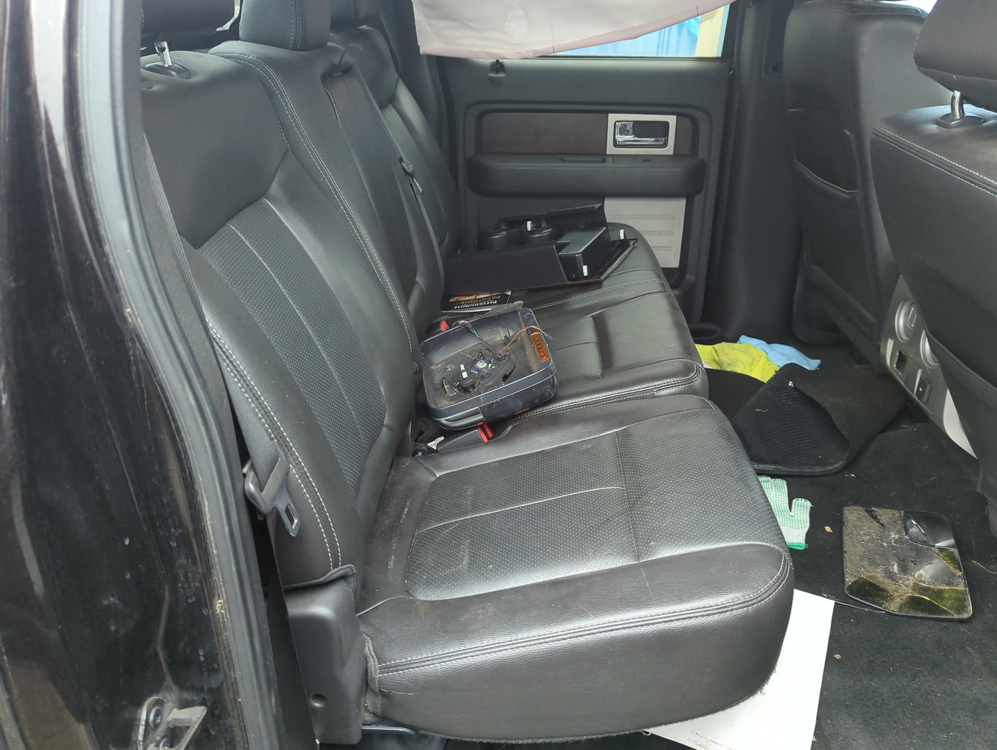 2013 Ford F-150 Rear Seat Oem 1299918 - Oemusedautoparts1.com