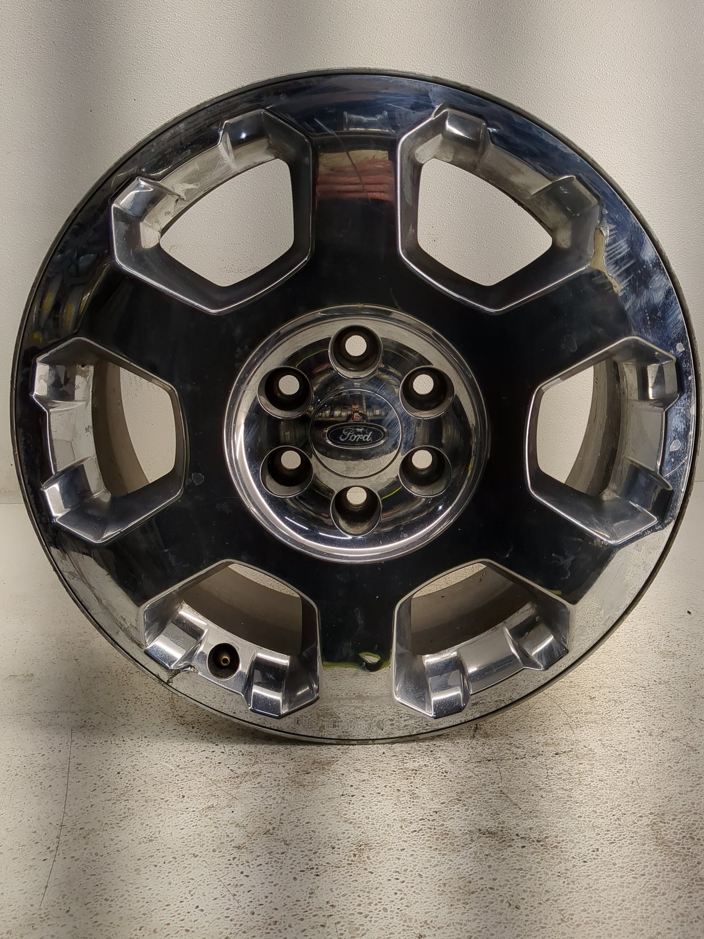 2013-2014 Ford F-150 Oem Wheel Rim - Oemusedautoparts1.com