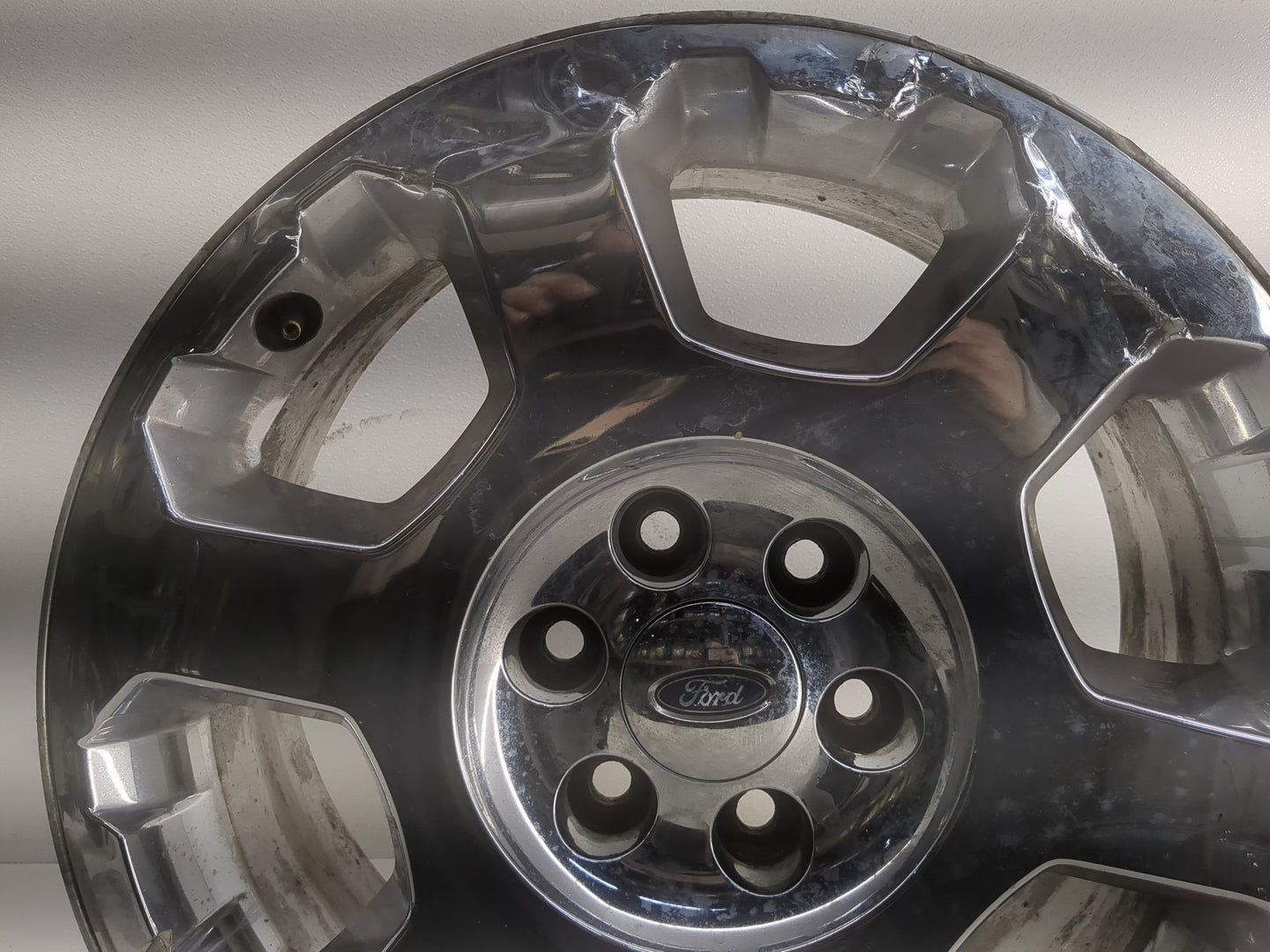 2013-2014 Ford F-150 Oem Wheel Rim - Oemusedautoparts1.com