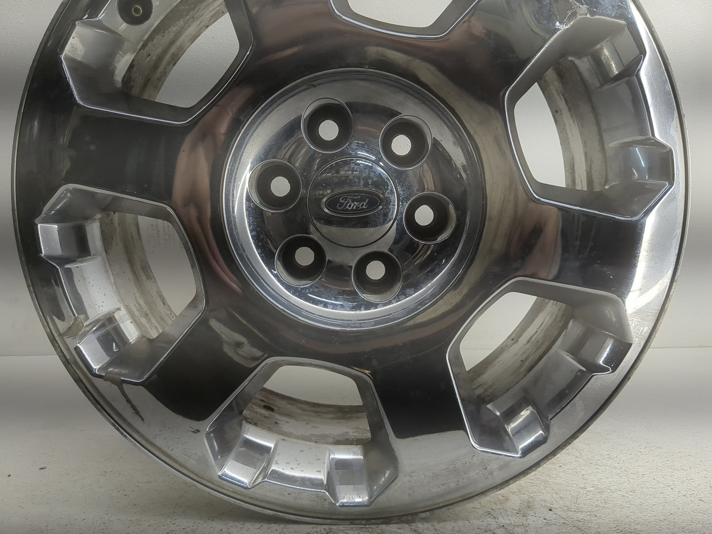 2013-2014 Ford F-150 Oem Wheel Rim 1305511 - Oemusedautoparts1.com