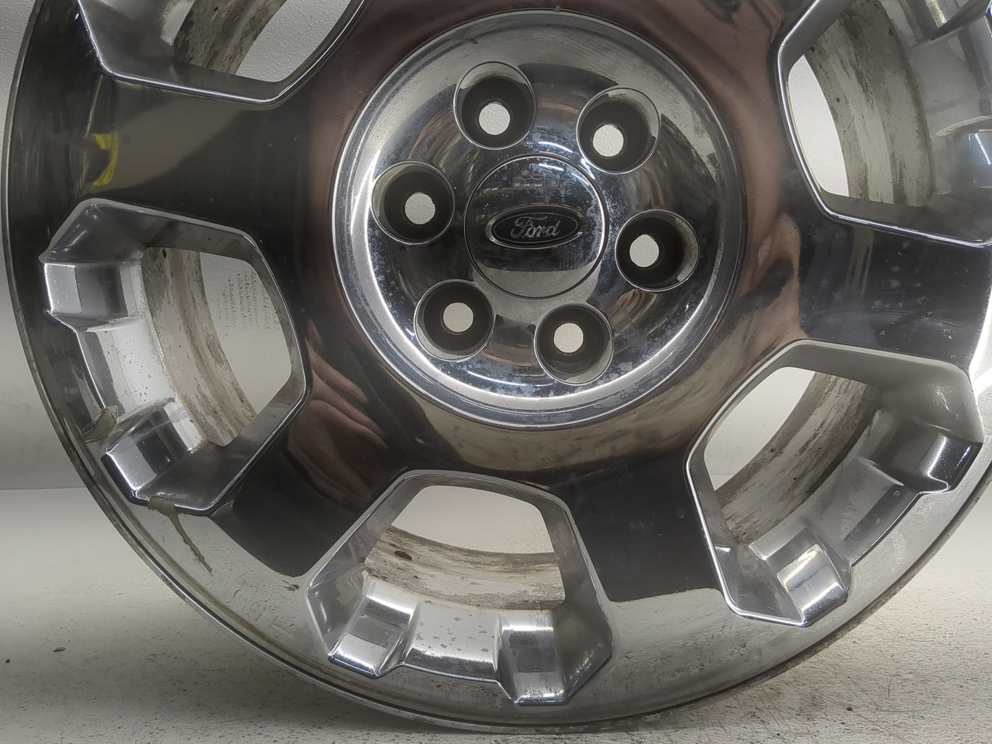 2013-2014 Ford F-150 Oem Wheel Rim 1305511 - Oemusedautoparts1.com