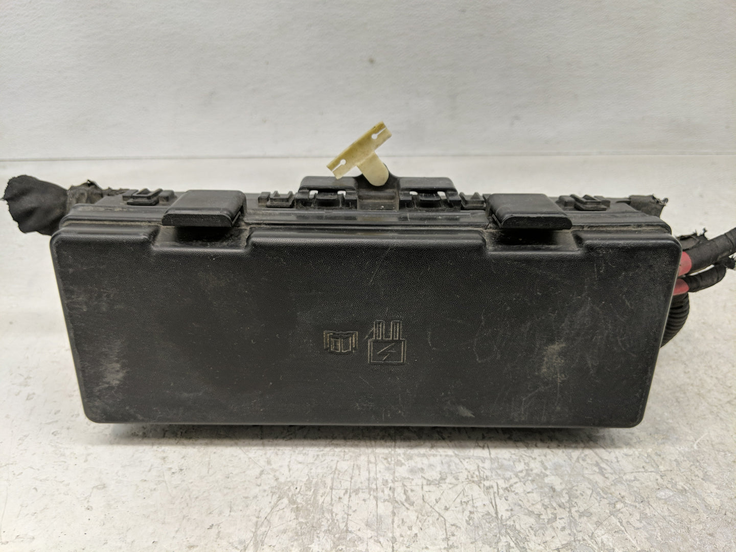 2011-2014 Ford F-150 Fusebox Fuse Box Panel Relay Module P/N:DL3T-12A581BAG Fits Fits 2011 2012 2013 2014 OEM Used Auto Part