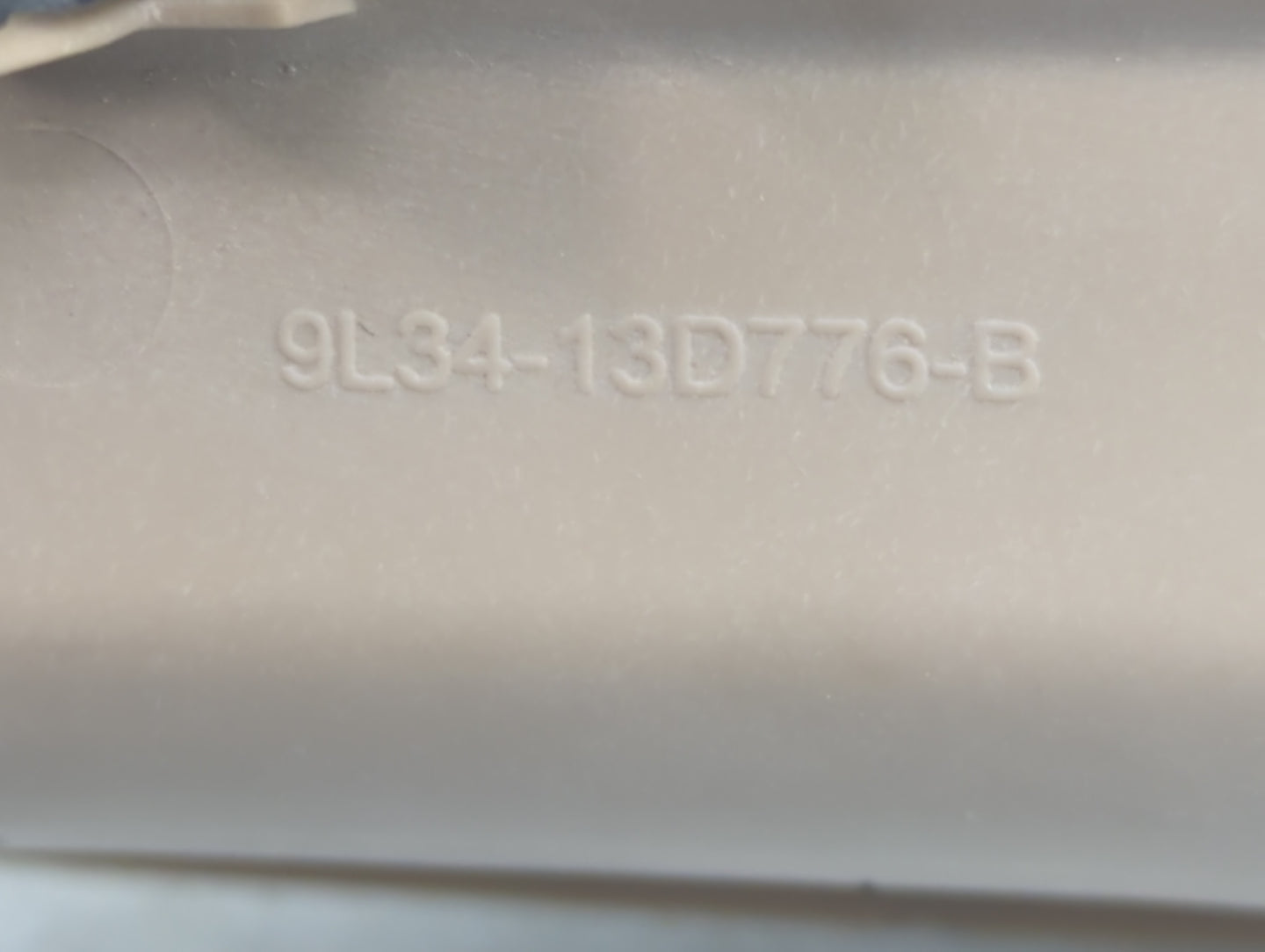 2013 Ford F-150 Overhead Roof Console - Oemusedautoparts1.com