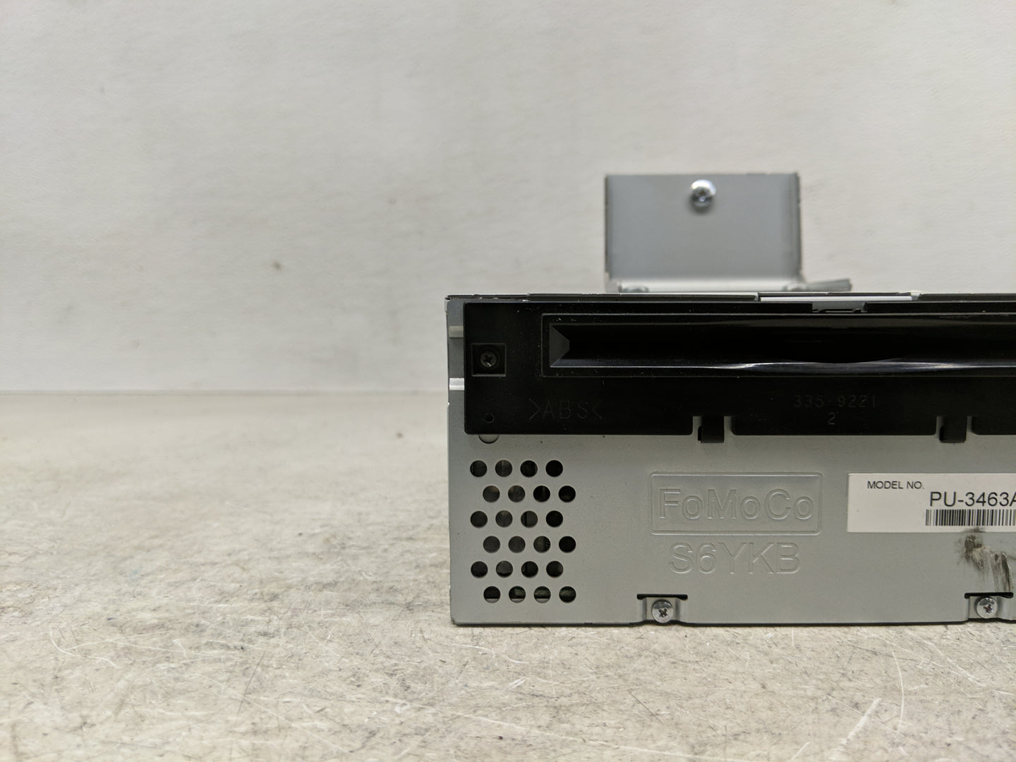 2013 Ford F-150 Radio AM FM Cd Player Receiver Replacement P/N:DL3T-19C107-CH Fits OEM Used Auto Parts - Oemusedautoparts1.c