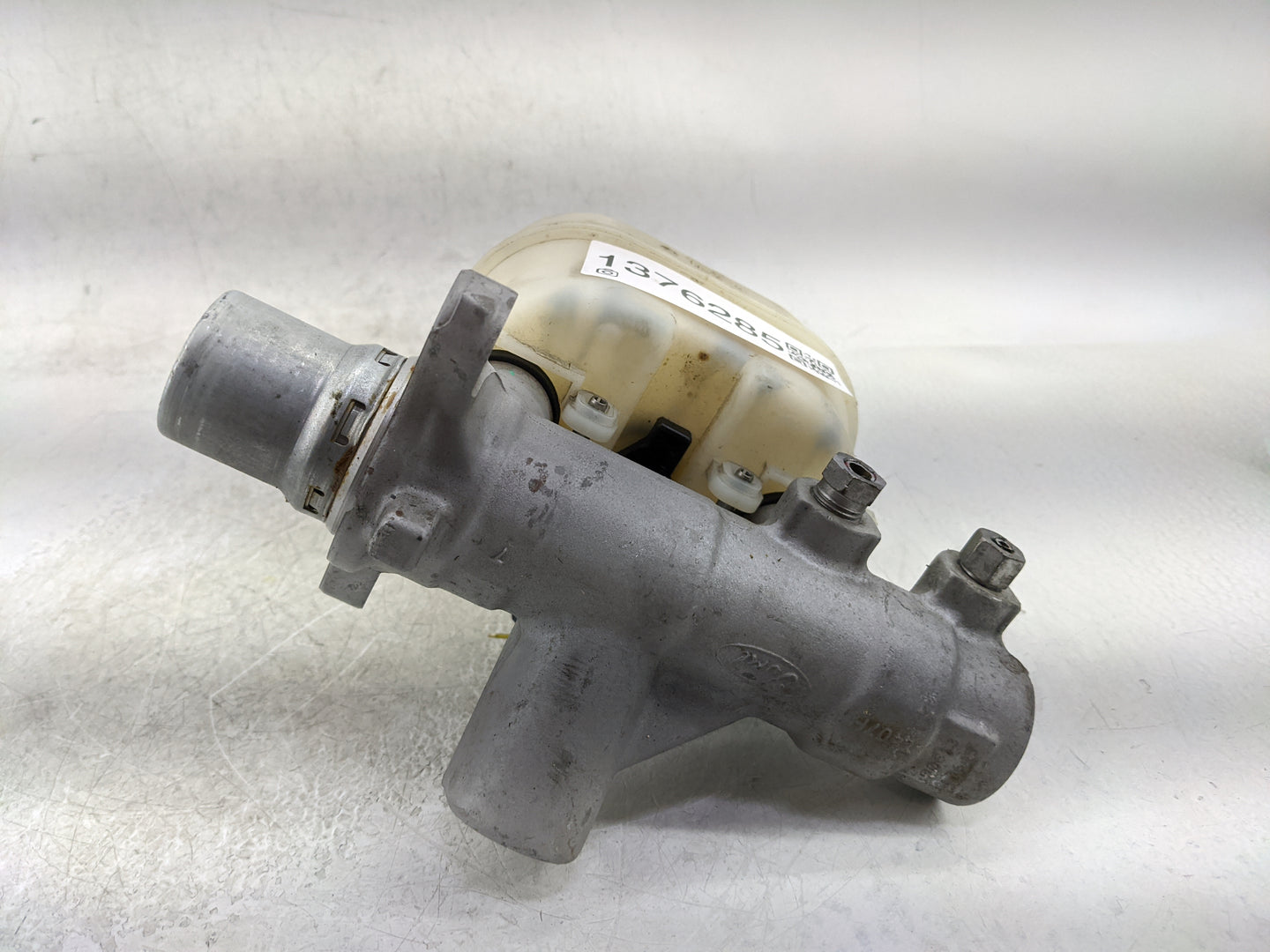 2011-2013 Ford F-150 Brake Master Cylinder - Oemusedautoparts1.com