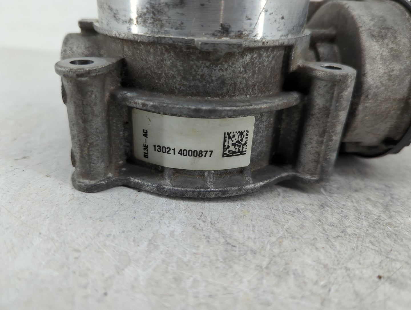 2011-2016 Ford F-150 Throttle Body P/N:BL3E-AC Fits Fits 2011 2012 2013 2014 2015 2016 2017 2018 2019 OEM Used Auto Parts - 