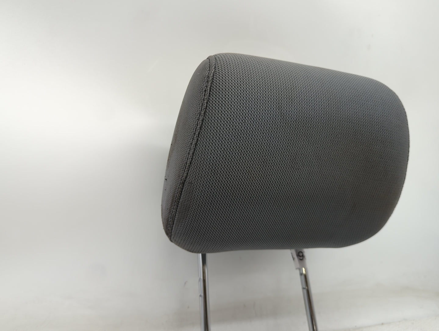 2013 Ford F-150 Headrest Head Rest Front Driver Seat Gray - Oemusedautoparts1.com