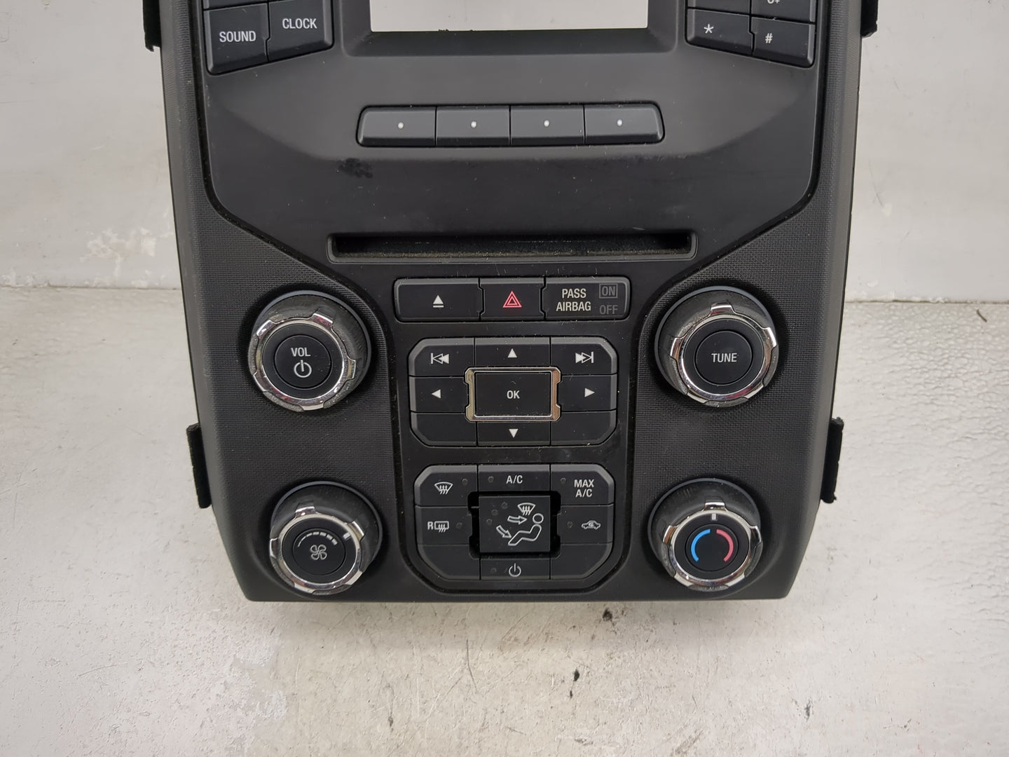 2013 Ford F-150 Radio Control Panel 1475756 - Oemusedautoparts1.com