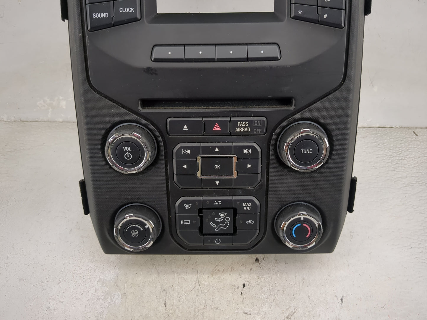 2013 Ford F-150 Radio Control Panel 1475756 - Oemusedautoparts1.com